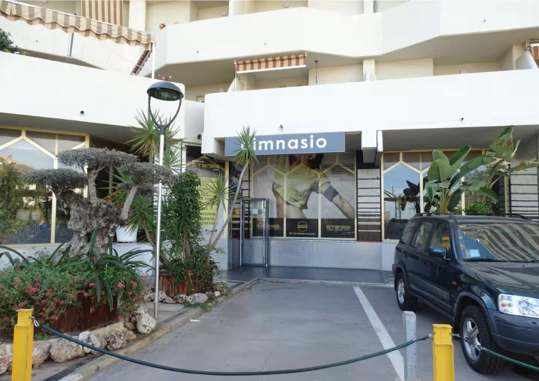 Benalbeach!! First Line & Pools * Benalmadena