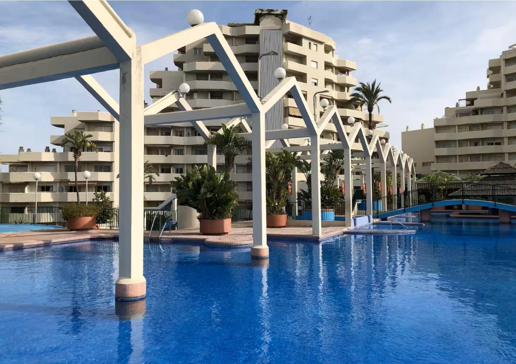 Benalbeach!! First Line & Pools Benalmadena