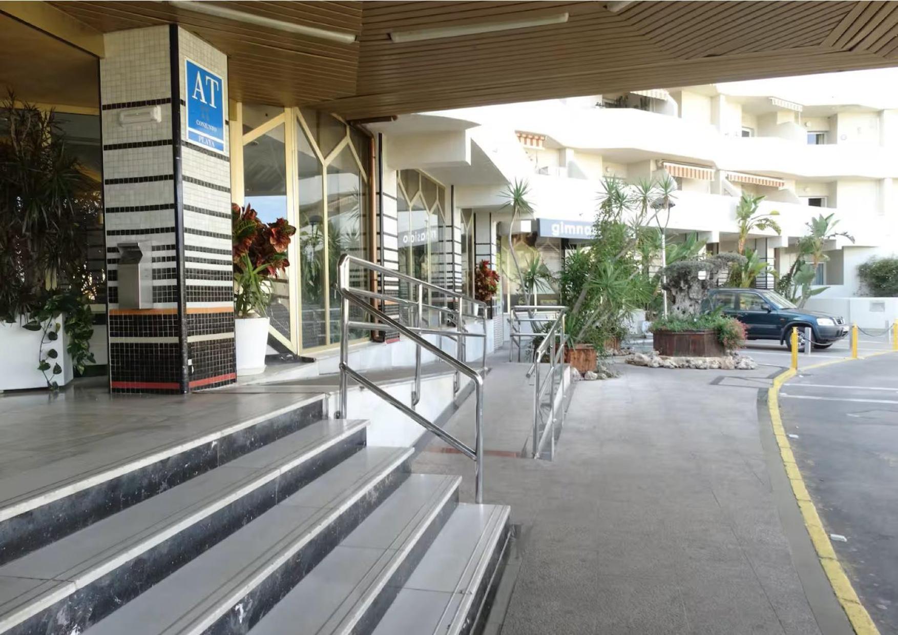 Benalbeach!! First Line & Pools Apartment Benalmadena