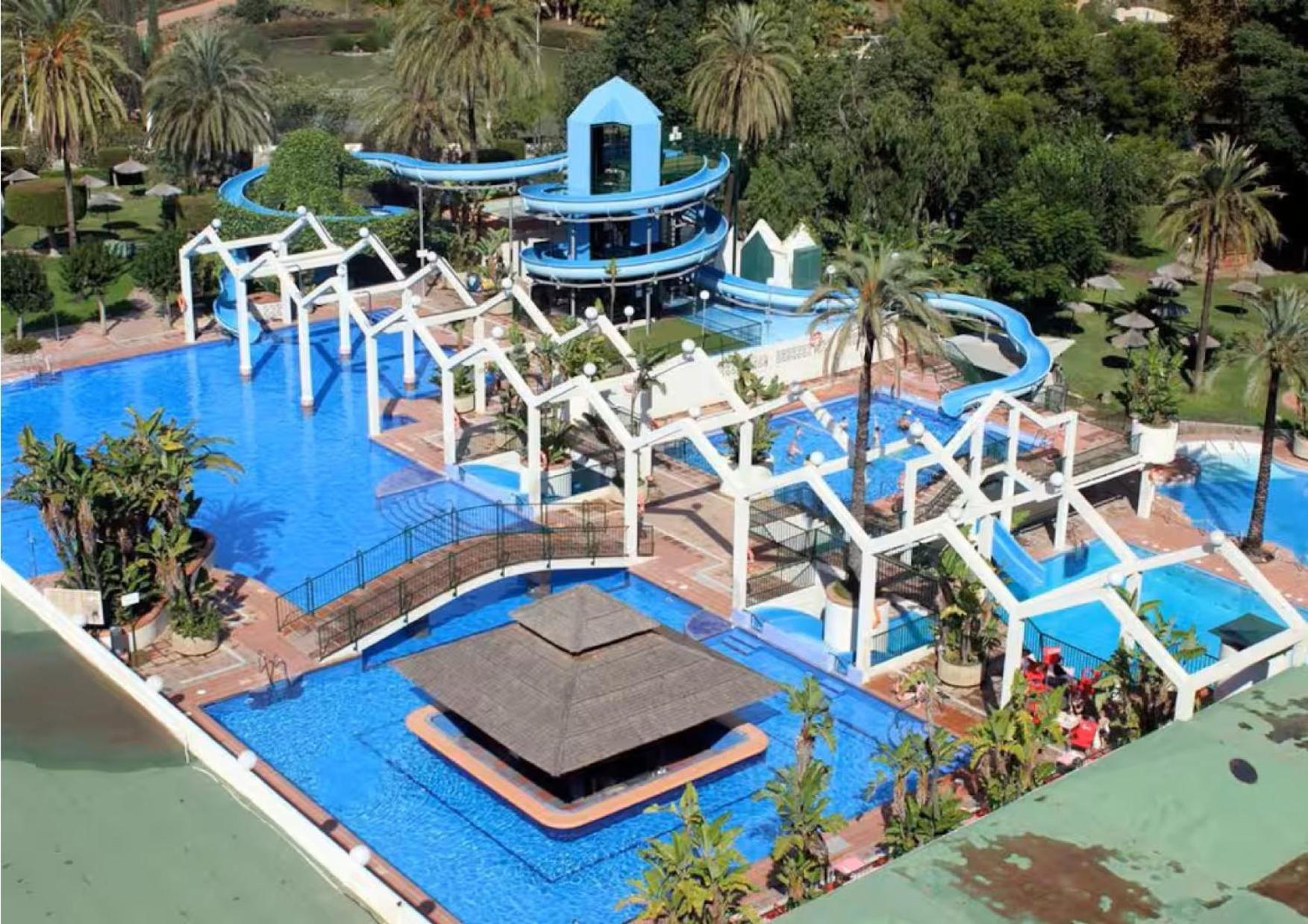 Benalbeach!! First Line & Pools Apartment *