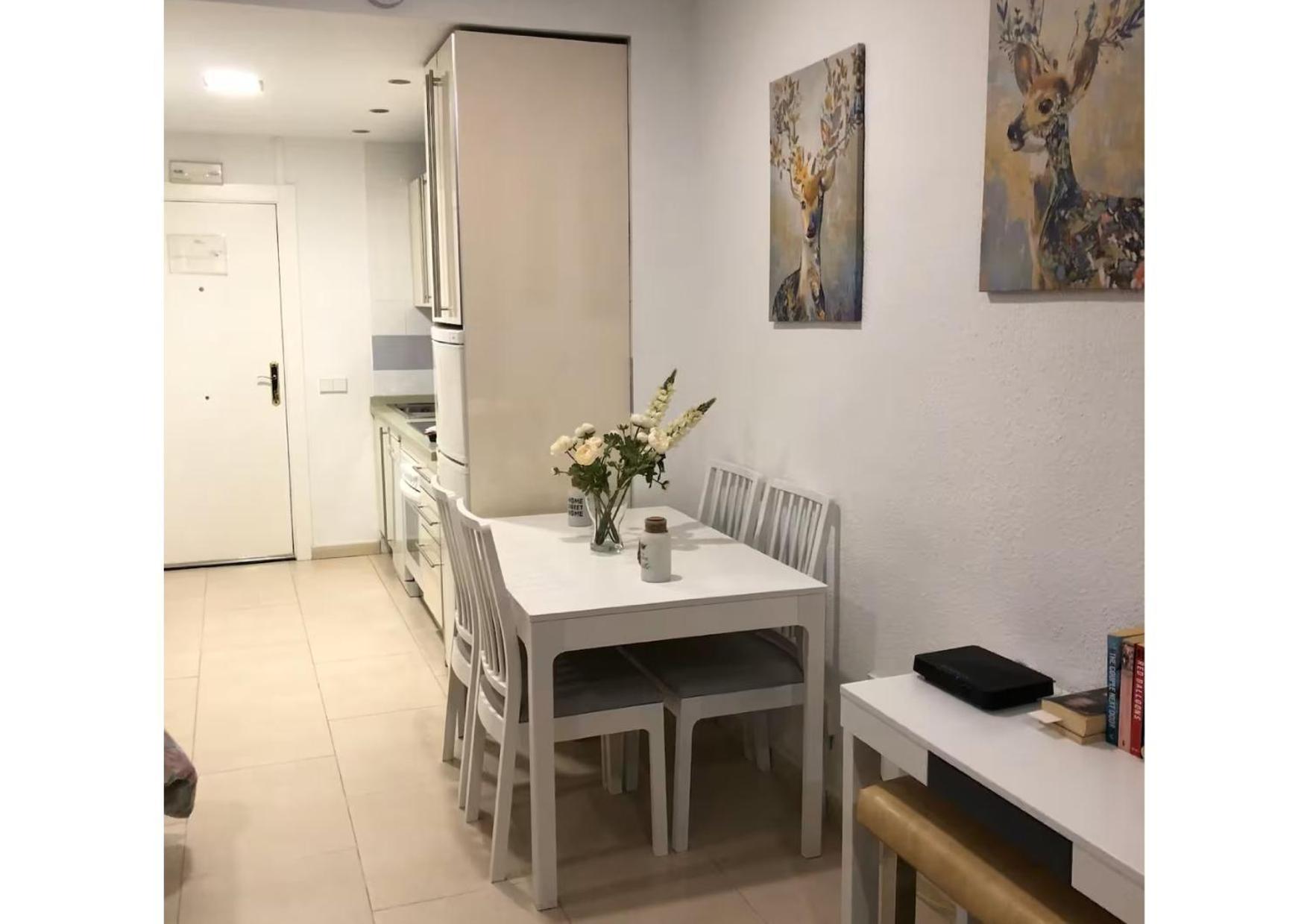Apartment Benalbeach!! First Line & Pools *